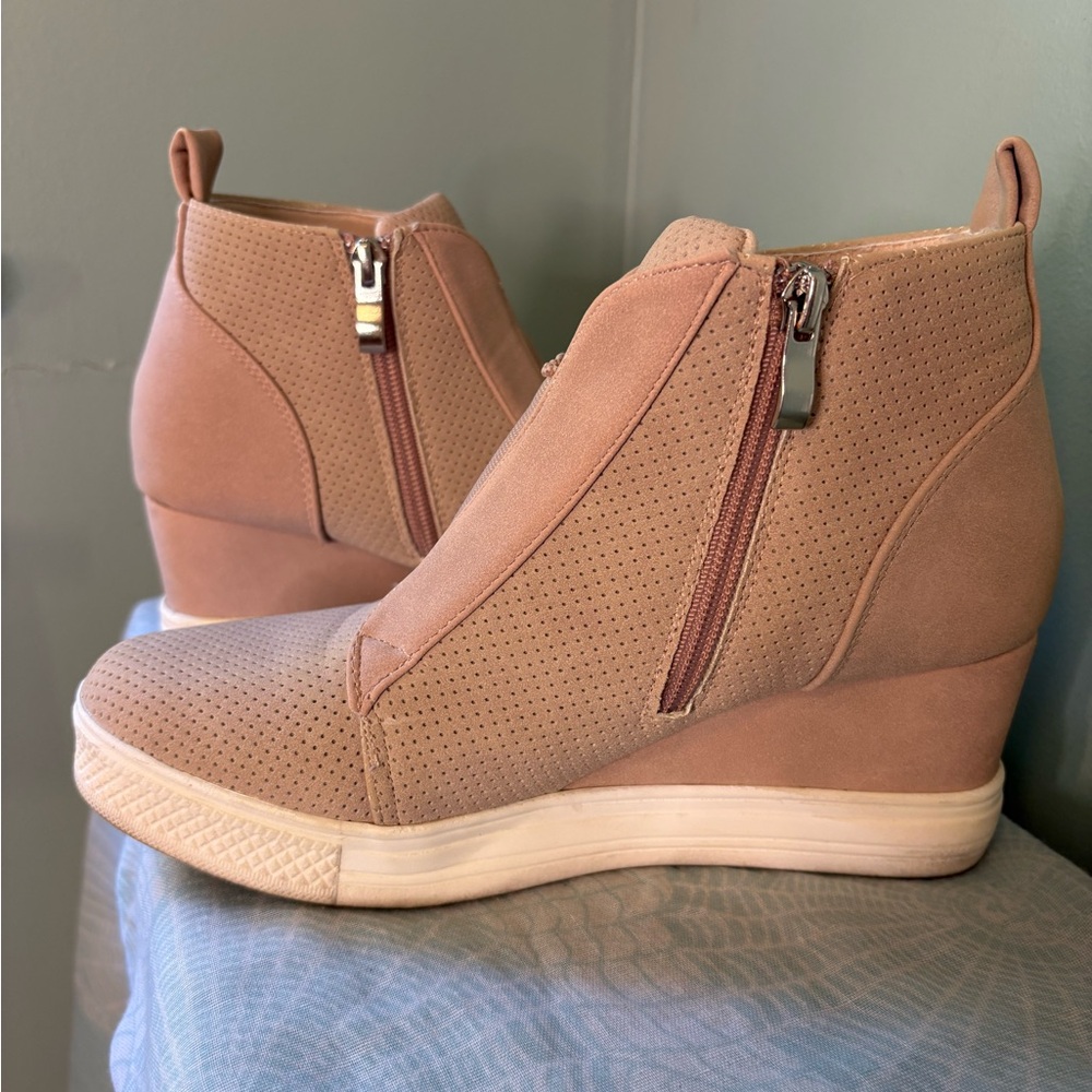 CCOCCI  Tan platform sneaker